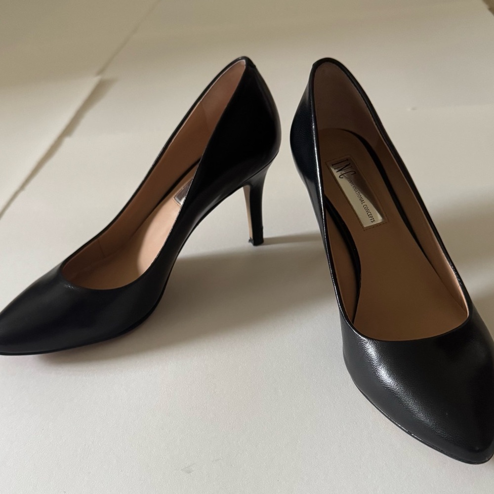 Size 6.5 INC Classic Black Leather Pumps
